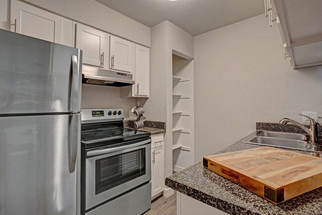 Photo - Rosemont West 84th