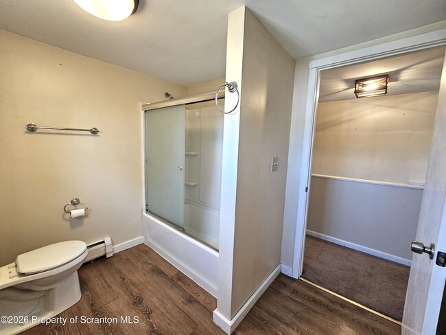 Photo - 806 Washington St