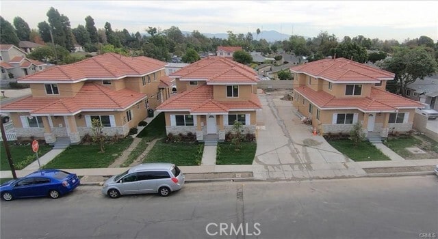 Building Photo - 813 N Figueroa St Rental