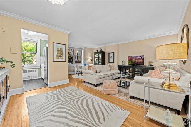 Building Photo - 629 Kappock St Unit 4G Rental