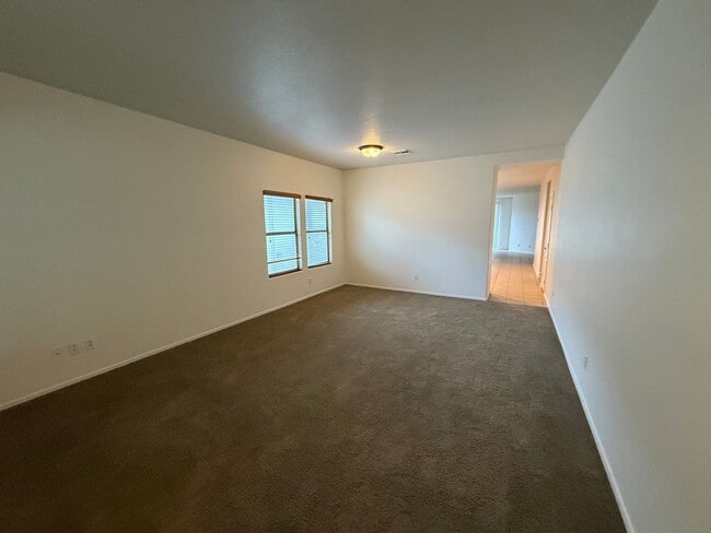 Photo - BEAUTIFUL 4 BEDROOM HOME IN JOHNSON RANCH