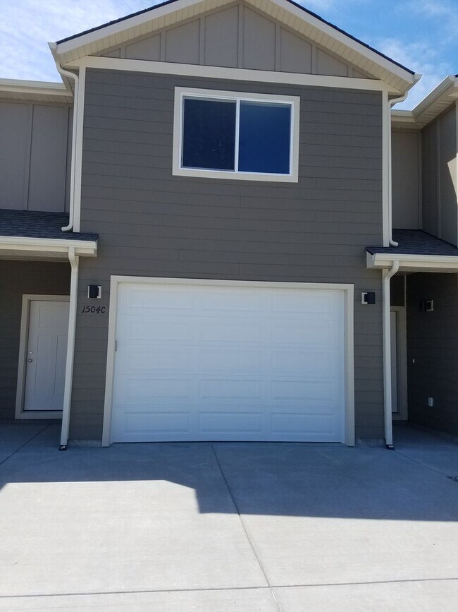 Building Photo - 1504 Butler Creek Ave Unit 1504 Butler Creek B Rental