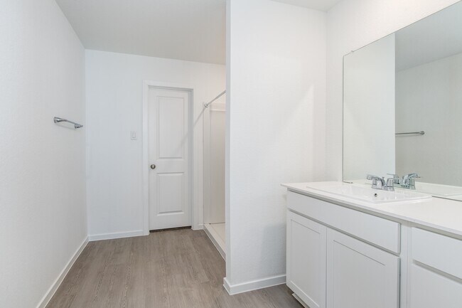 Photo - 3013 Colusa Rdg Dr