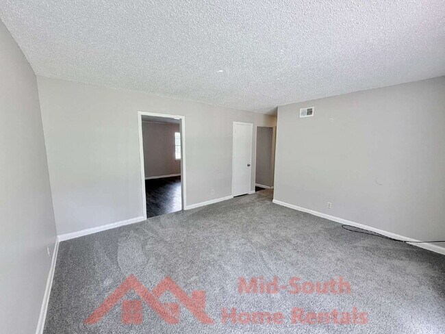 Photo - 3191 Parham St