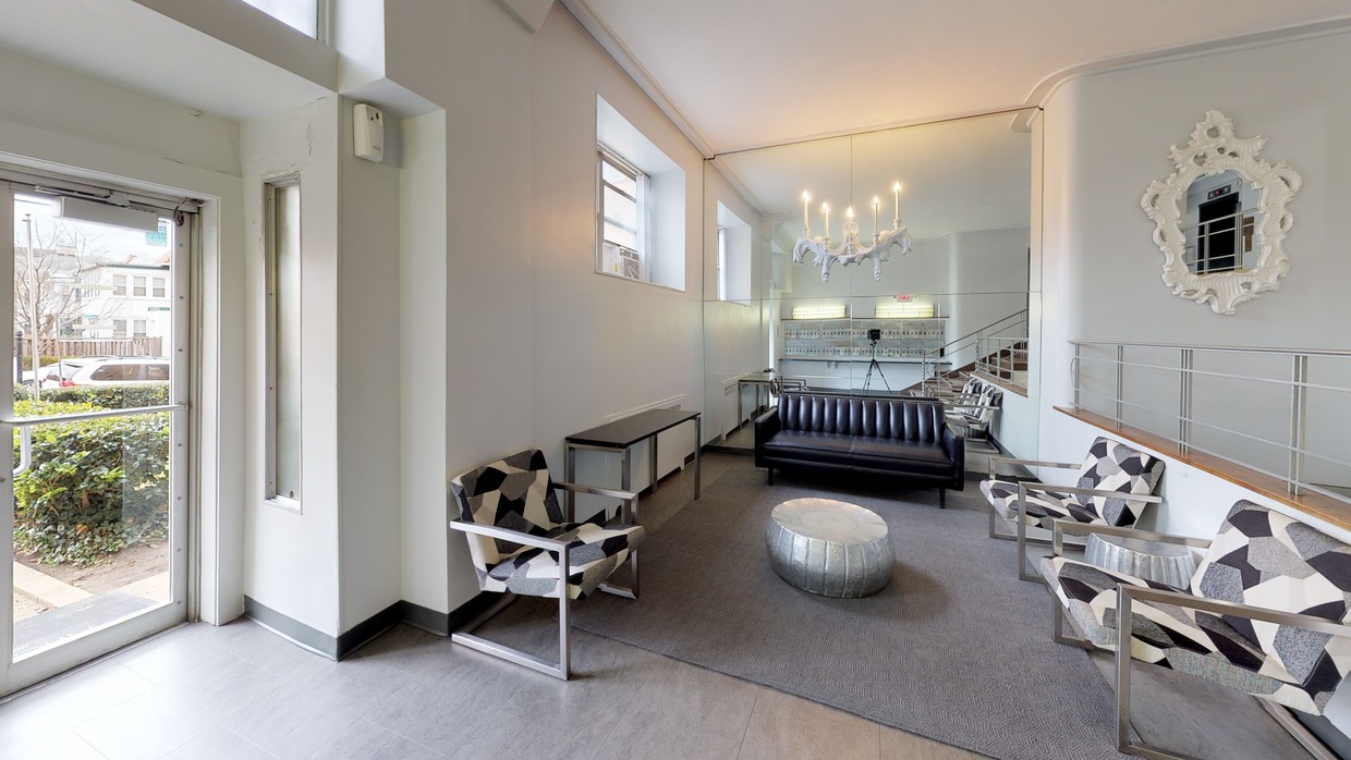 Photo - Macomb Gardens Apartments