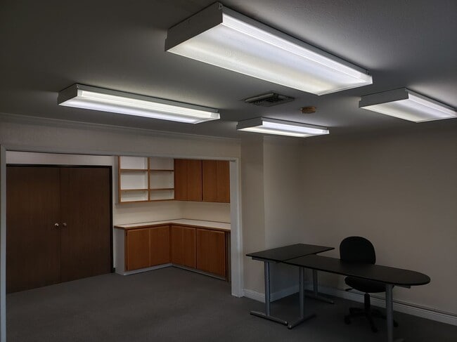 Photo - 229 W Bonita Ave Unidad 2A - OFFICE SPACE #2A