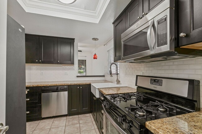 Building Photo - 1083 Shadowridge Dr