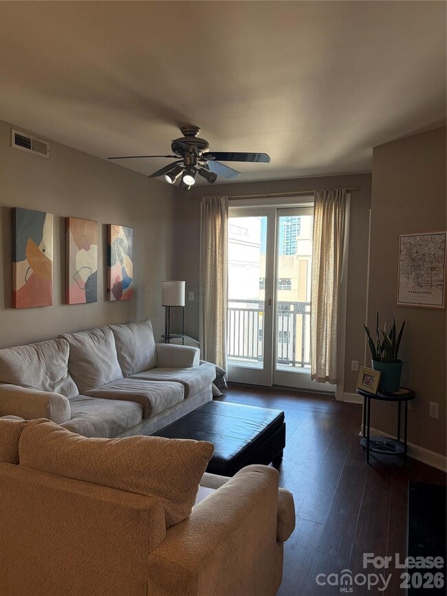 718 W Trade St Unit 707