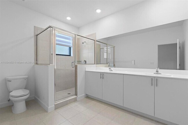 Photo - 15983 SW 2nd Dr