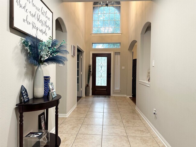 17815 Gables Bend Dr