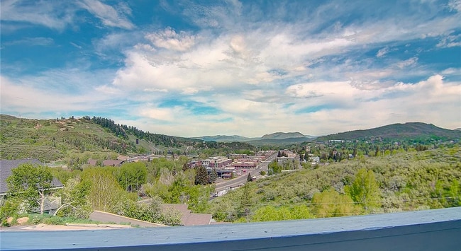 Photo - 350 Old Fish Creek Falls Rd