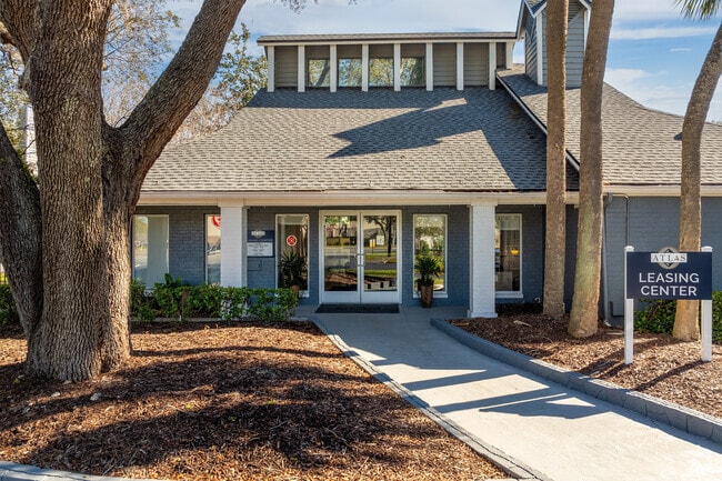 3733 N Goldenrod Rd Winter Park, FL 32792 - Atlas at Winter Park