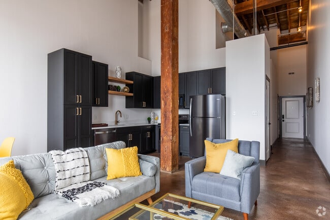 Display Unit - Peper Lofts @ Laclede's Landing