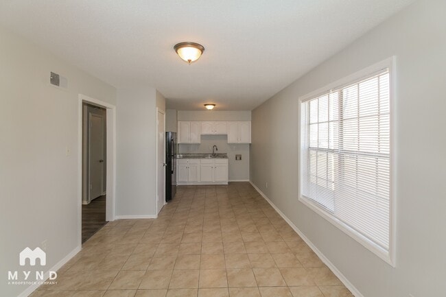 Photo - 6150 Devon Cir