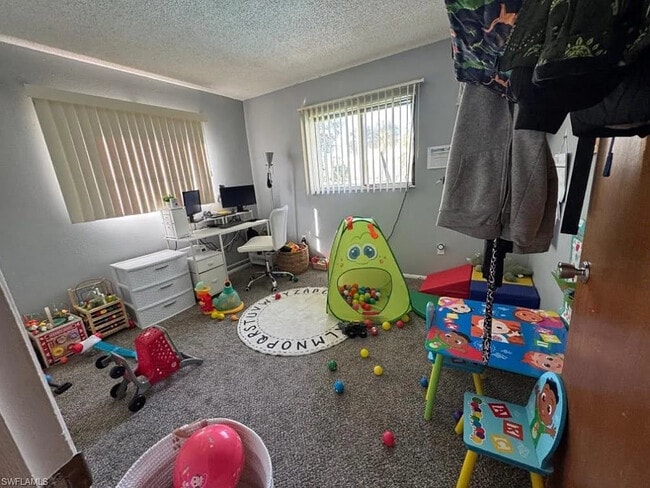 Photo - 1865 Lavonia Ln