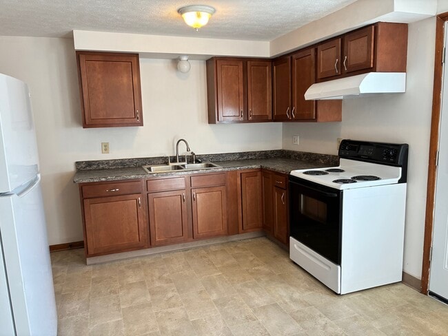 Photo - 7704 Hills and Dales Rd NW