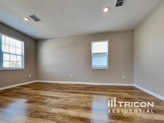 Photo - 6092 Dolostone Dr