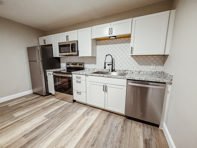 Photo - 9881 Guidy Ln