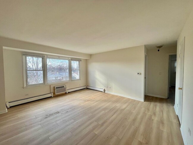 Photo - 5811 Rose Ave Unidad 9