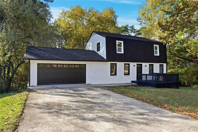 Photo - 6917 Laurel Wood Dr