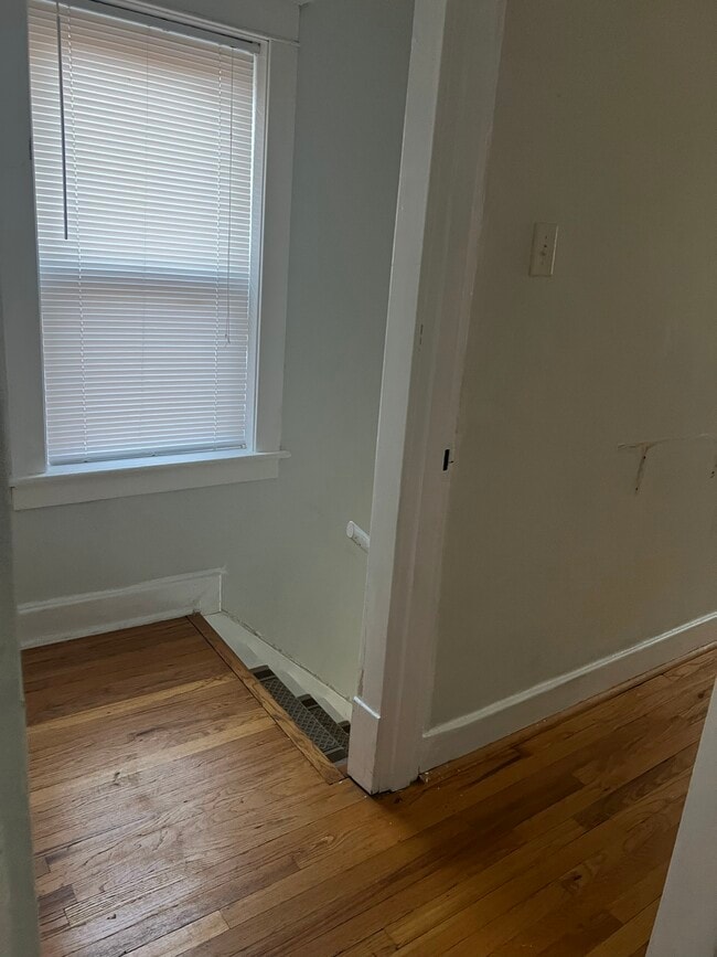 Photo - 1229 Claytonia Ter Unit 2