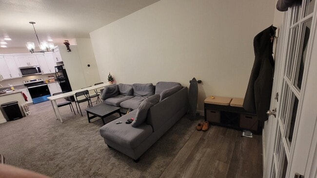 living room furnished - 143 W 1525 N Unit MBR1