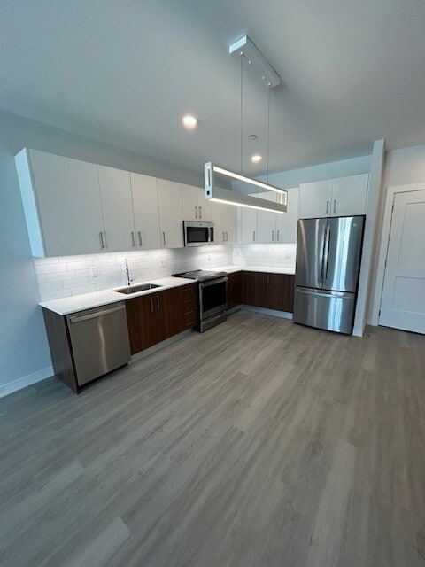 Building Photo - 148 Old Post Rd Unit 205