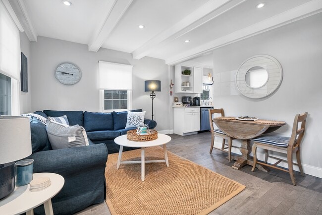 Photo - 76 S Edgewood Rd