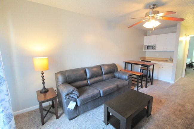 Photo - 1320 Bradley Dr
