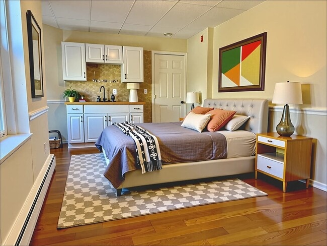 Building Photo - 9 Bowdoin St Unit 6