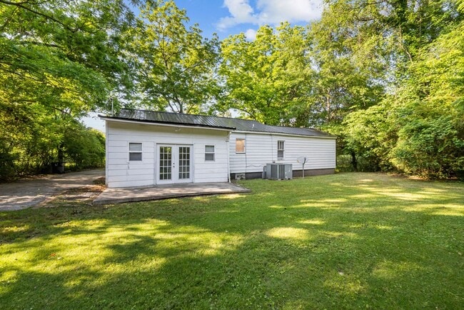 Photo - 3 bedroom 1 bath home for rent in Glencoe.