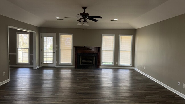 Photo - 350 Revere Rd