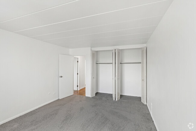 2BR, 1BA - 1,112SF - Bedroom