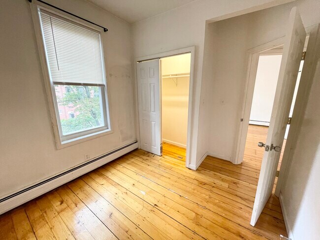 Photo - 52 Delle Ave Unit #2,