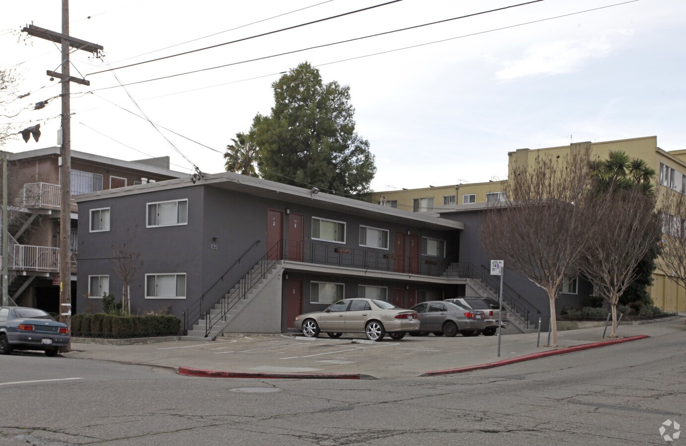 Photo - Palm Crest Apartments