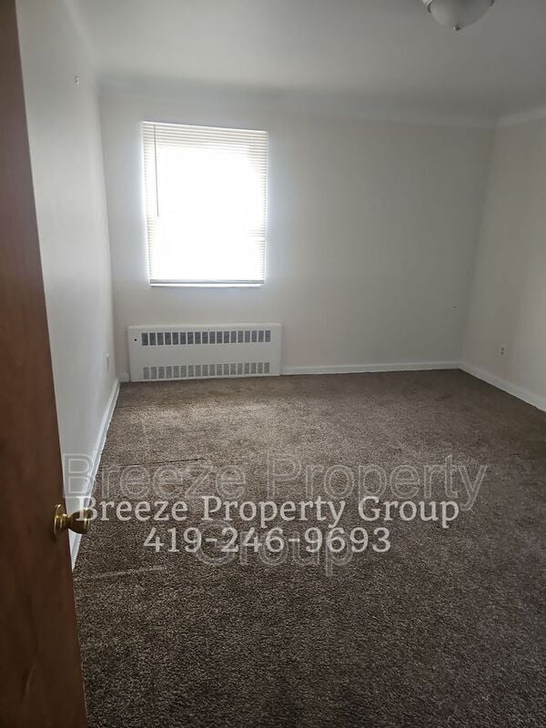 Photo - 2445 W Bancroft St