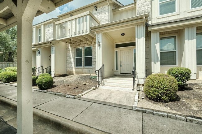 Building Photo - 2215 Dry Creek Dr Unit 504 Rental