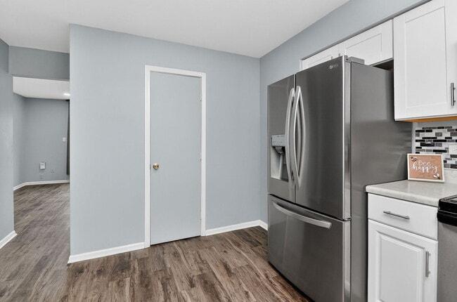 Photo - 14816 S Penn Rd