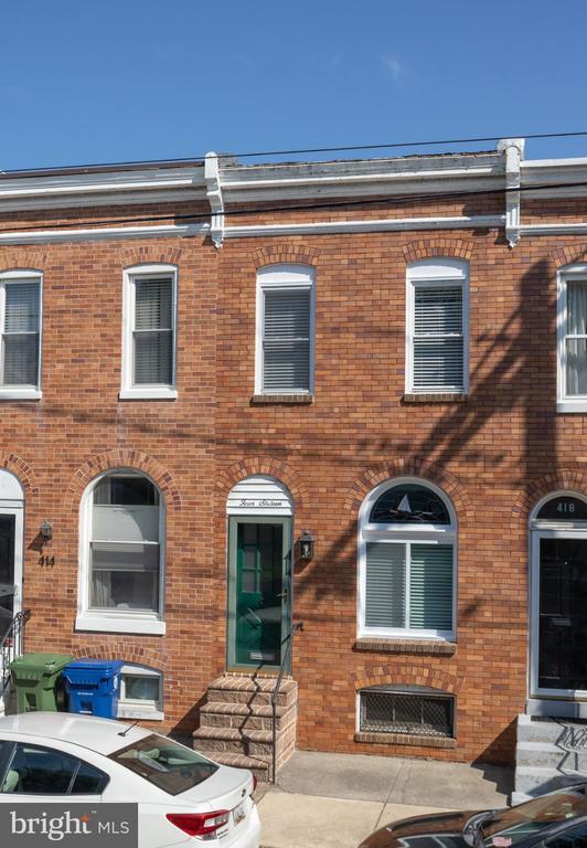 Building Photo - 416 E Cross St
