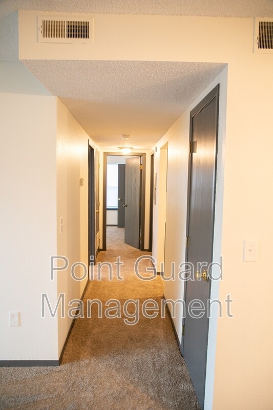 Photo - 105 W Gold Coast Rd