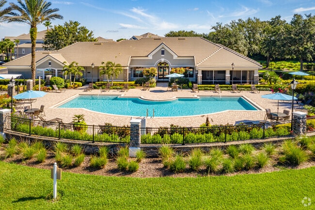 Colonial Grand at Lakewood Ranch Apartments For Rent in Bradenton, FL