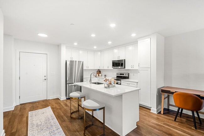 Mount Auburn Apartments