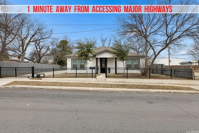 Photo - 303 Pendleton Ave