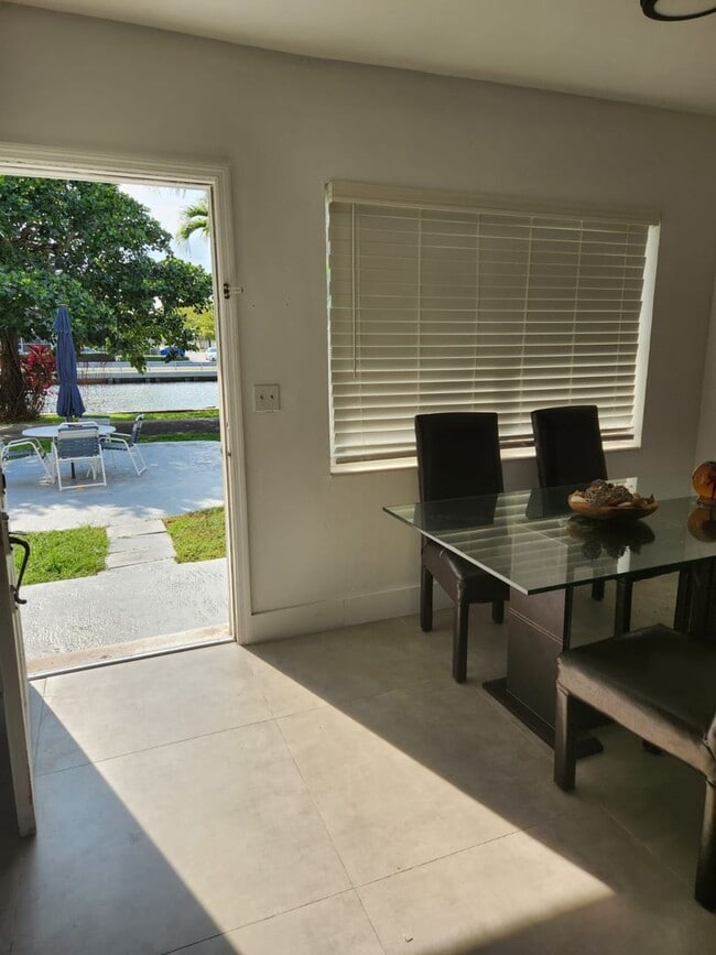 Photo - 467 Golden Isles Dr