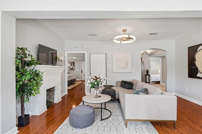 Photo - 3901 N Ola Ave