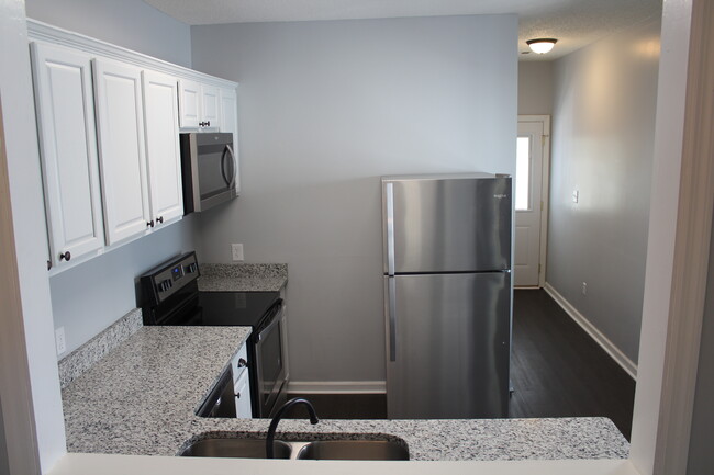 Photo - 283 Orange St Townhome