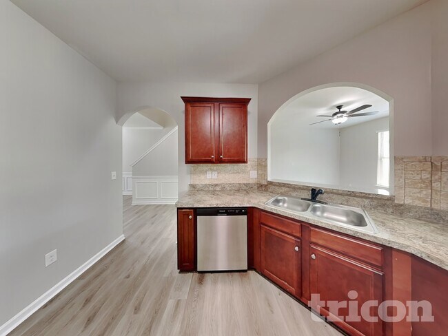 Photo - 5547 Union Pointe Pl
