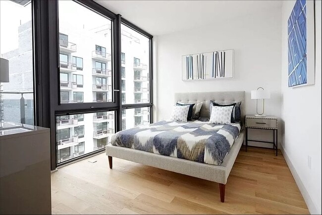 41-22 24th St Unit 2C