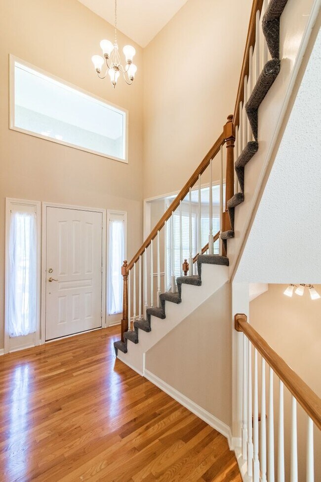 Photo - 4 Bed Overland Park Home - Blue Valley Sch...