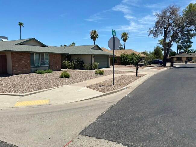 Photo - 2707 S Flint Cir